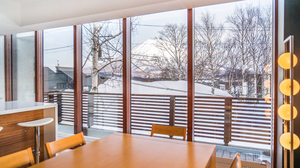 Yuuki Toride Chalet - View of Mount Yotei From Chalet